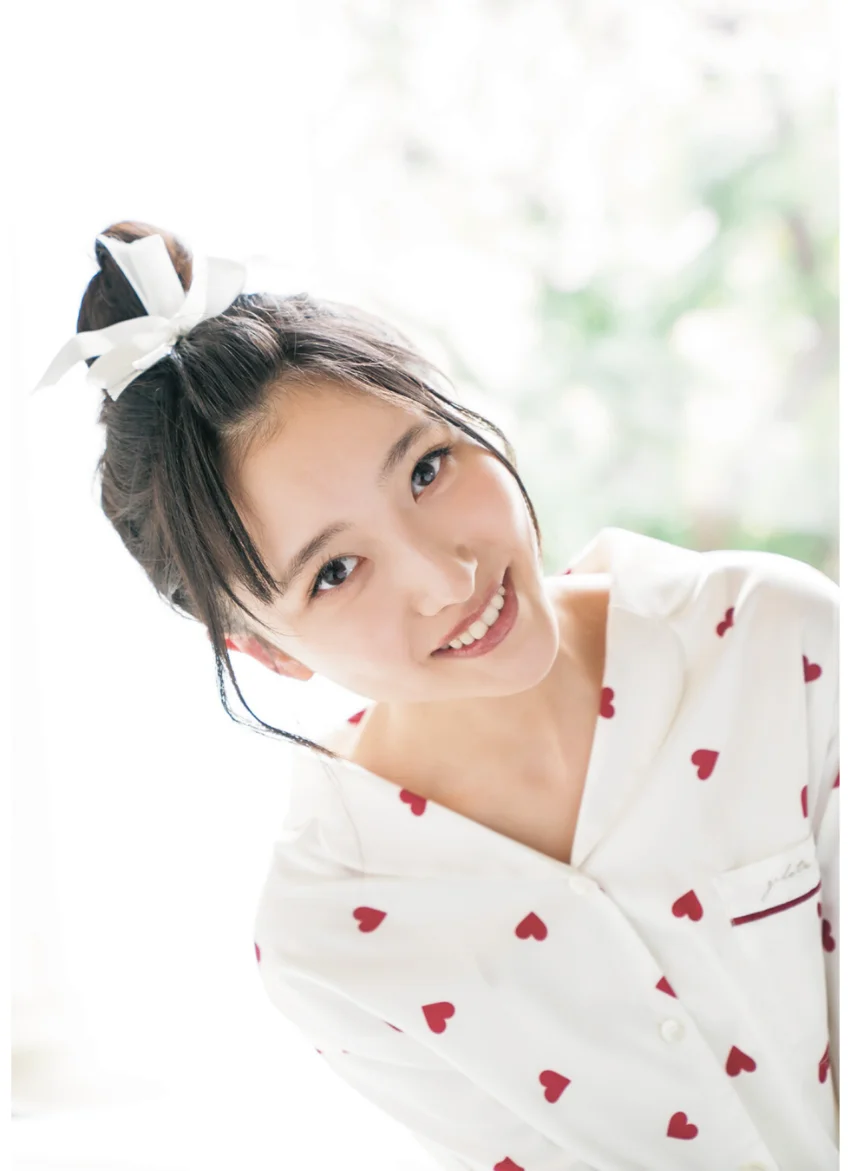 山崎エリイ1st写真集 ナイショだよ？ 試し読み 4
