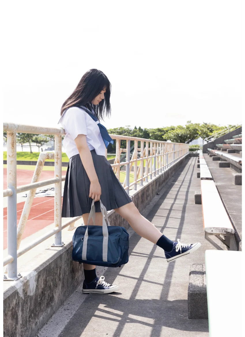 進藤あまね1st写真集 翠〜Midori〜 試し読み 5
