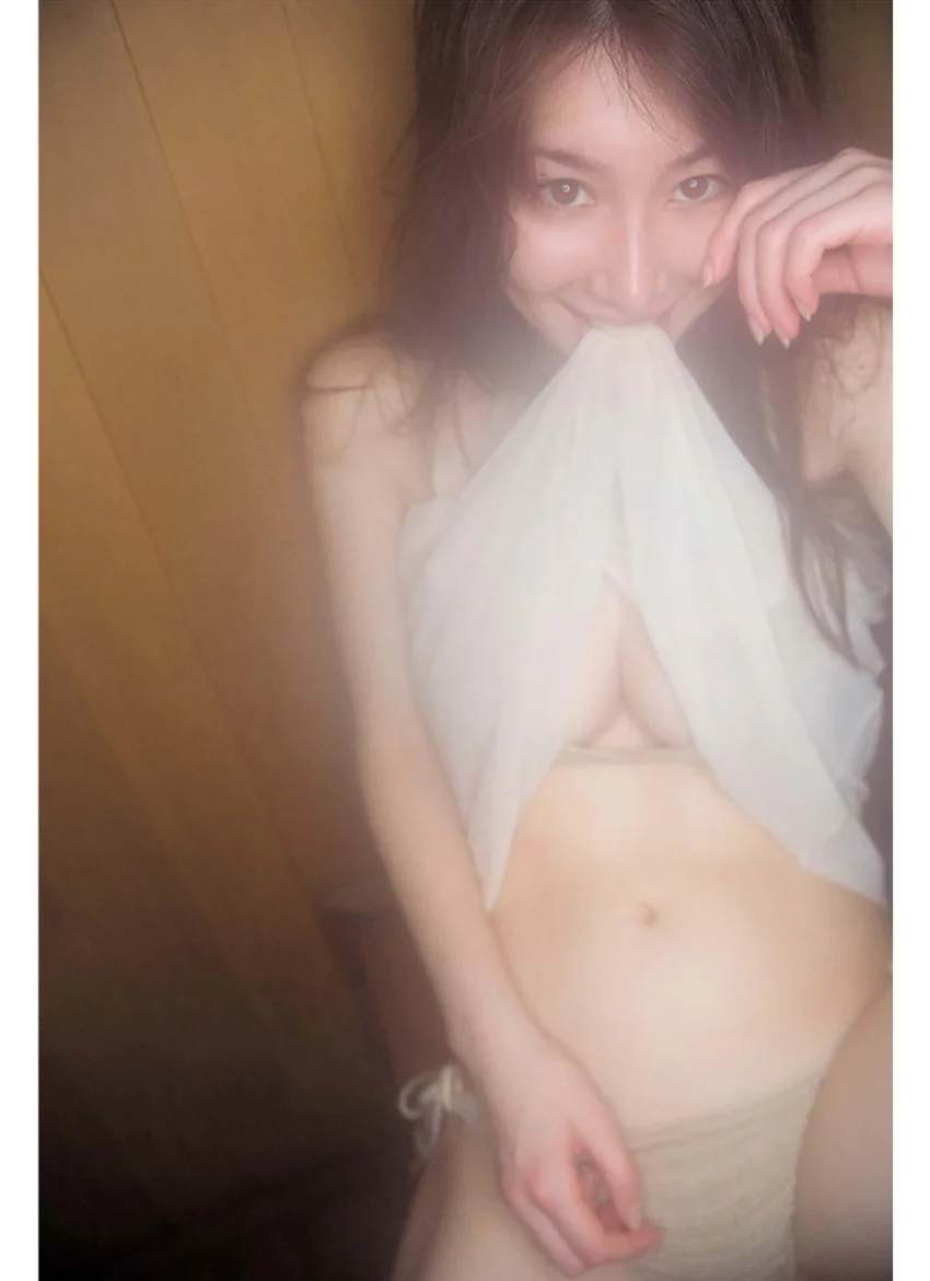月刊小林恵美 月刊モバイルアクトレス完全版 試し読み 7