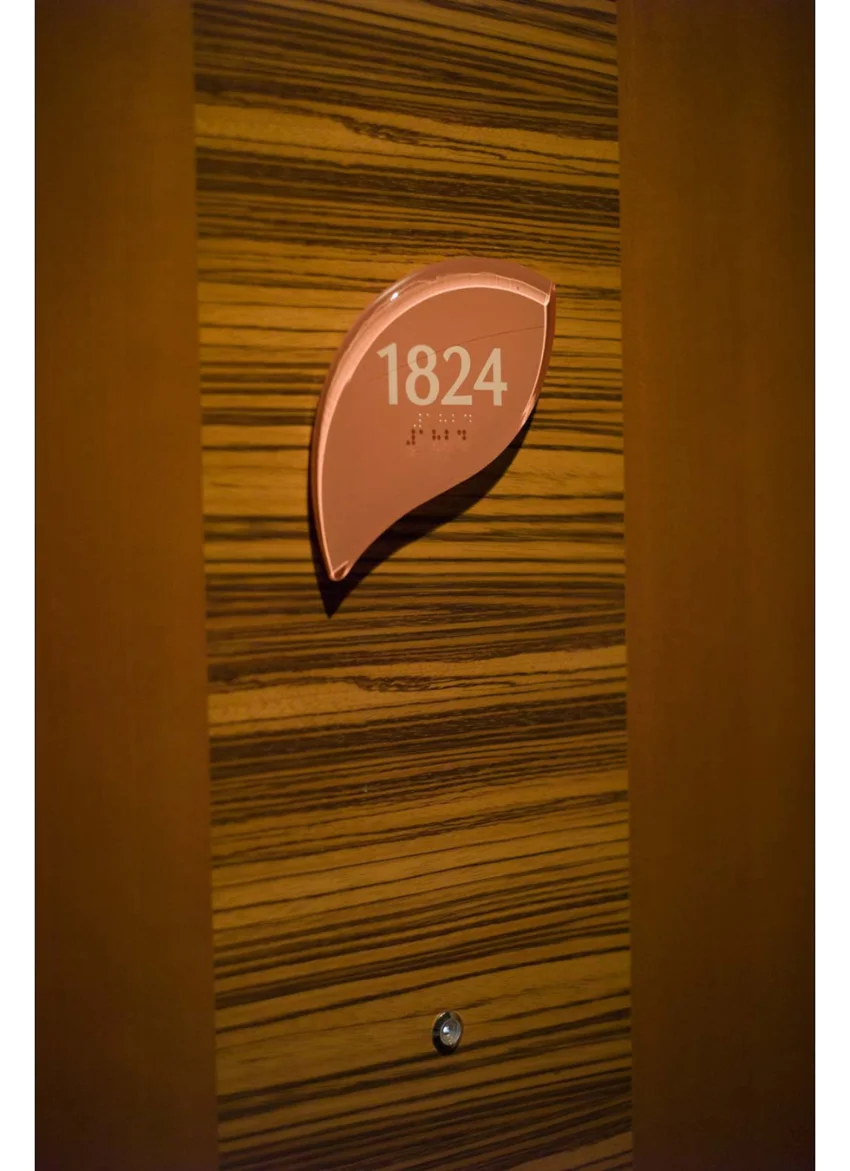 Hotel 1824号室 試し読み 3