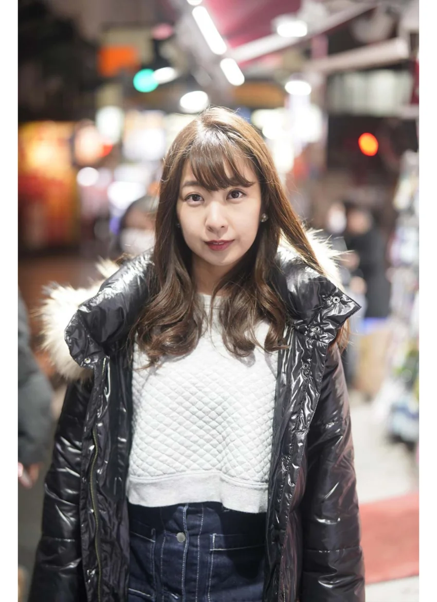 板野成美 雪降る夜、水着で出かけました。 試し読み 2