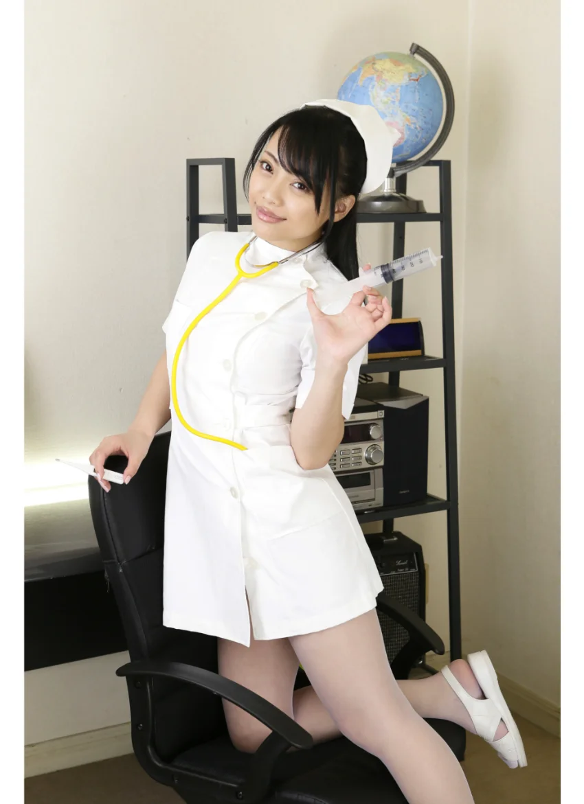 石川あんな ちょっとお熱よろしいですか グラビア学園 試し読み 3