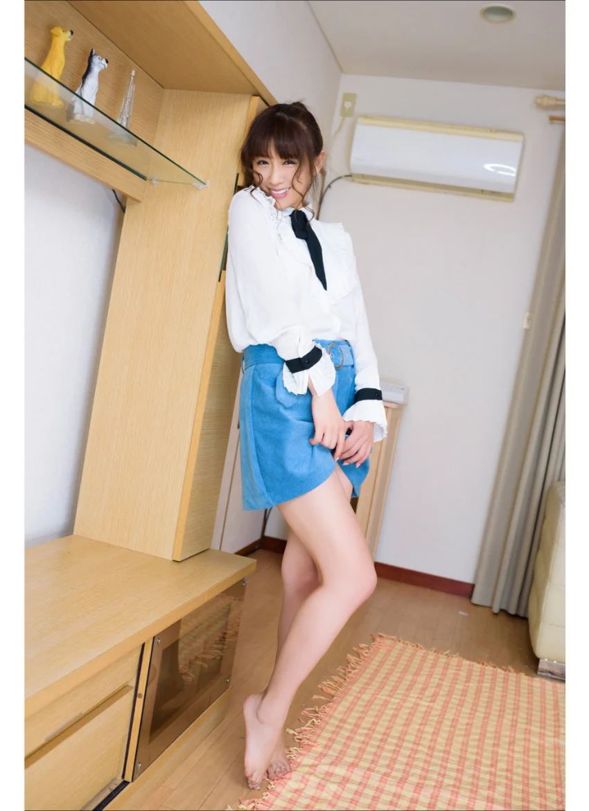 金山睦 ちっかコンプリート！！ グラビア学園 上品な私服の下のイヤラしいカラダ写真集3冊＋αの超お買い得版！！ 試し読み 2