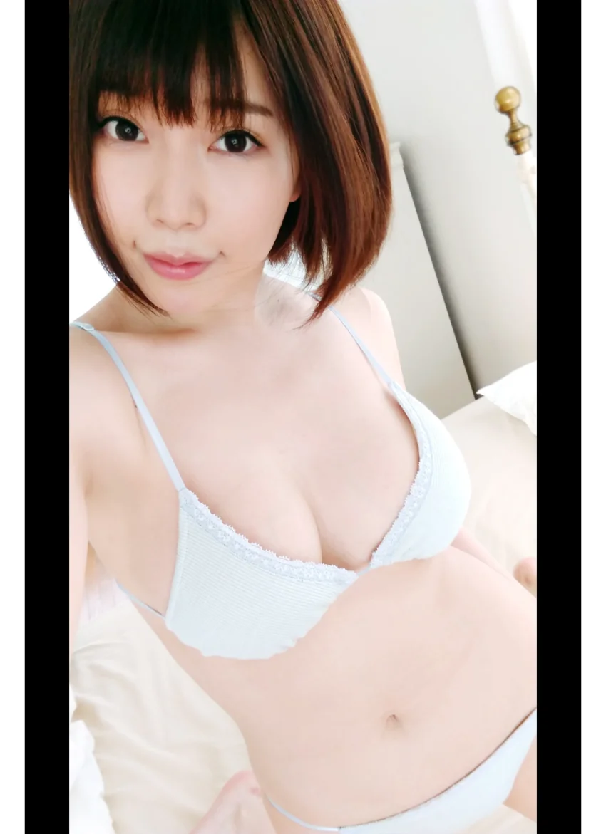 古河由衣 自撮り写真集 グラビア学園 由衣おねえさんのムチムチおしり自撮り写真集！ 試し読み 8