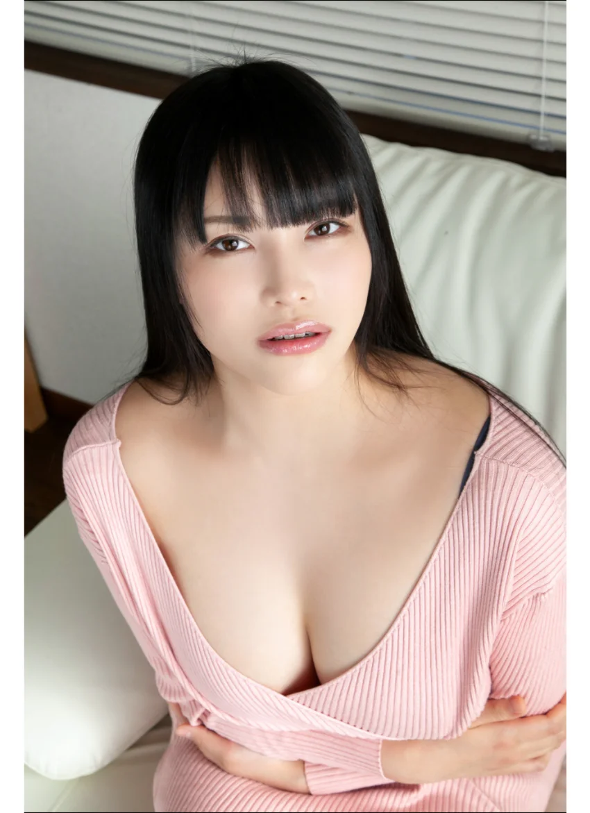 小泉かな 100cmIカップコンプリート！！ グラビア学園 ふわふわ甘〜い轟絶爆乳ステージに即ワープからの即アイバー！？写真集3冊＋αの超お買い得版！！ 試し読み 10