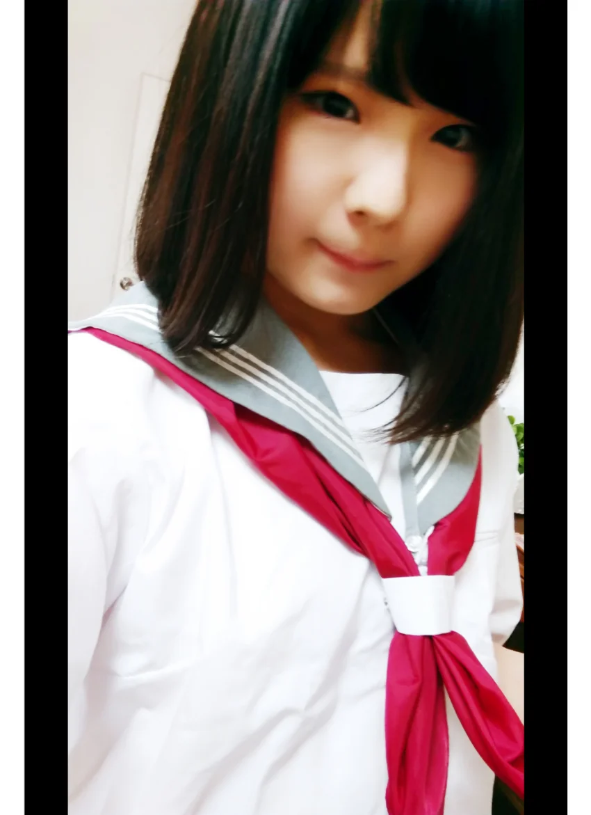 星野風香 自撮り写真集 グラビア学園 ど素人！ど新人！普通の女の子が脱ぐ！衝撃ですっ！自撮り写真集！ 試し読み 2