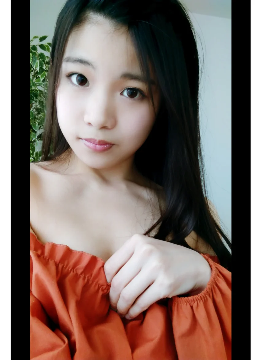 近江爽良 自撮り写真集 グラビア学園 高身長！芸術的下半身！でもロリ顔の自撮り写真集！ 試し読み 3