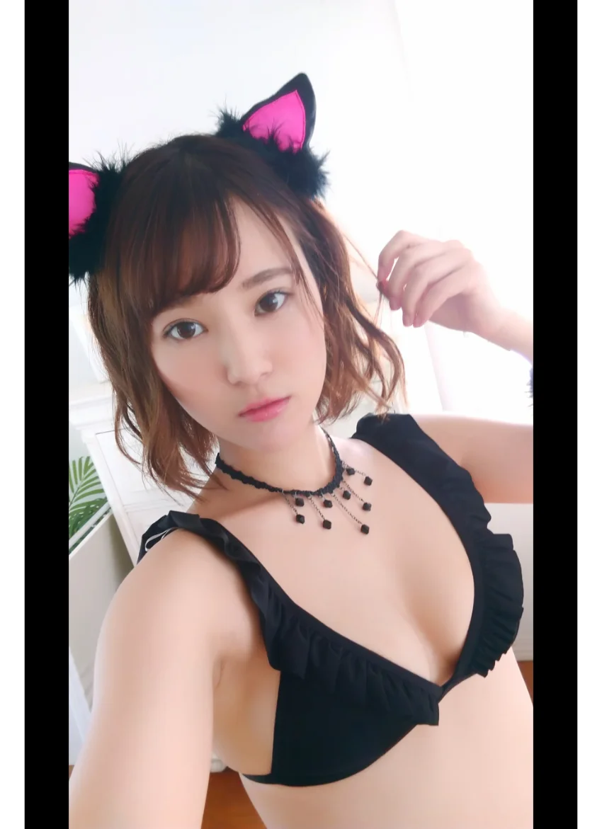 西原愛夏 自撮り写真集 グラビア学園【自撮り】現役歯科衛生士は人懐っこい可愛い娘さん、プニプニだよ！ 試し読み 8