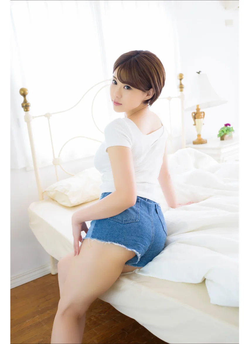 山本ゆう YUUコンプリート！！ グラビア学園 元気いっぱい！性格もHカップもハジけてますっ！写真集3冊＋αの超お買い得版！！ 試し読み 3