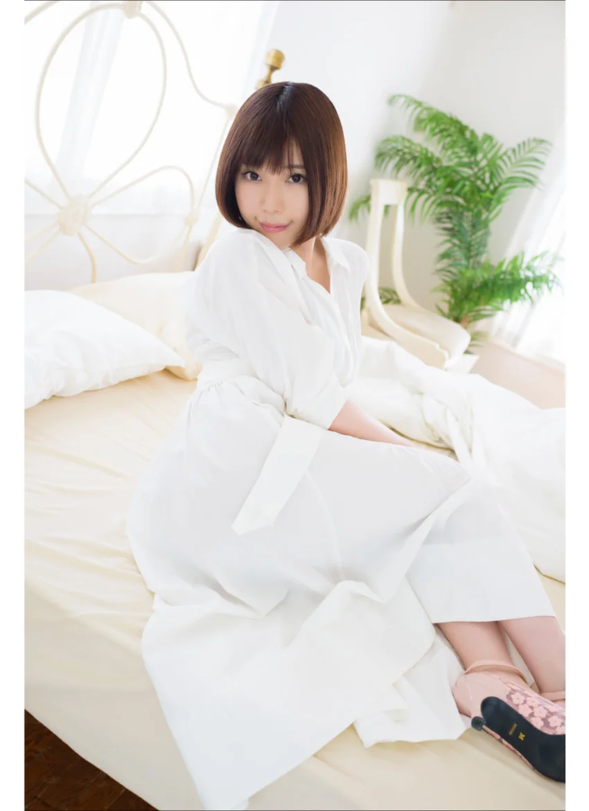 古河由衣 由衣おねえさんコンプリート！！ グラビア学園 由衣おねえさんのムチムチおしり！写真集3冊＋αの超お買い得版！！ 試し読み 5