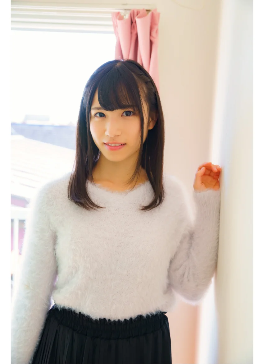 村上りいな 私服ニットの下の清楚な素肌 グラビア学園 試し読み 7