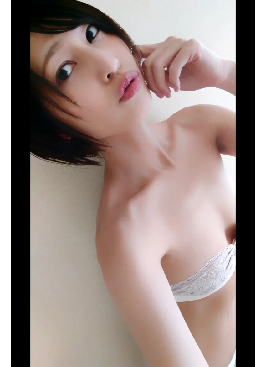 小柳歩 自撮り写真集 02 グラビア学園 【自撮り】お姉さんが優しい笑顔で何でもしてくれる？自撮り写真集！ 試し読み 5
