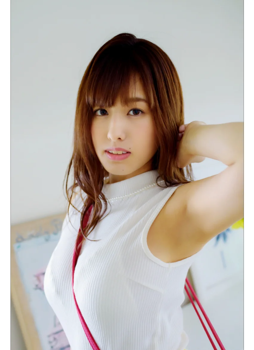 小山玲奈 パイすらニット【Gカップ】 グラビア学園 ハーフ顔の柔らかGカップが近寄ってくる！？ 試し読み 8