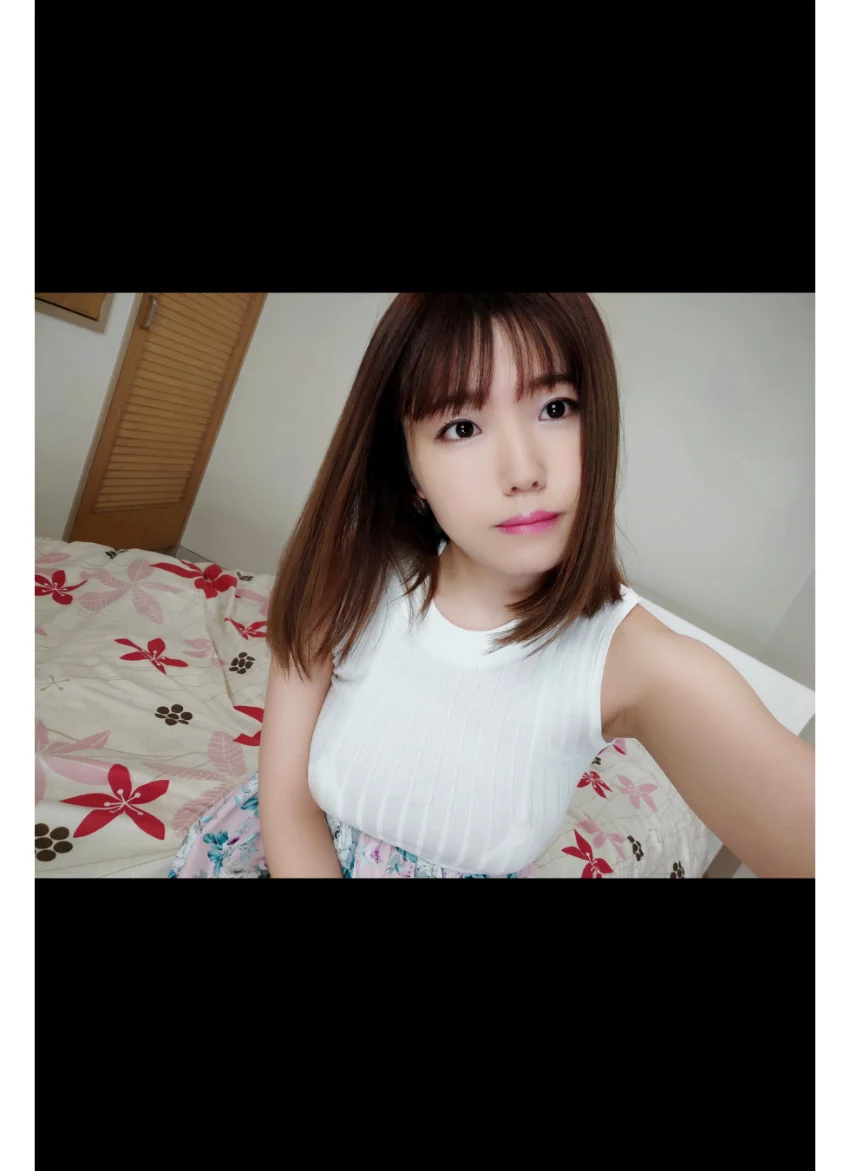 桜田なな 自撮り写真集 グラビア学園 【自撮り】現役女子大生むちむちお姉さんはGカップ！ 試し読み 6