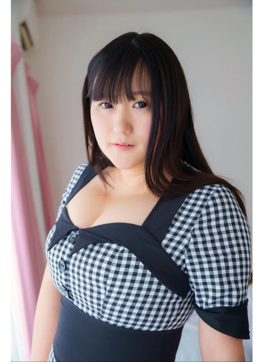 伊藤ミライ ミライコンプリート！！ グラビア学園 やわらかな奇跡のロリ巨乳に浸りきる写真集3冊＋αの超お買い得版！！ 試し読み 5