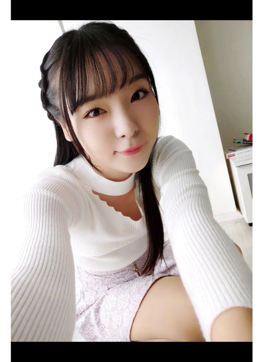 仲村まひろ 自撮り写真集 グラビア学園 【自撮り】柔軟女子は肌もモチモチで明るくてエッチっぽい！ 試し読み 6
