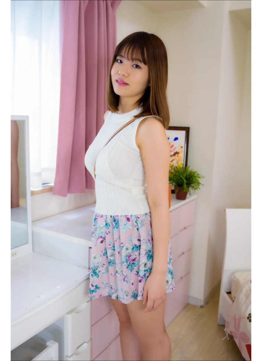 桜田なな さくななコンプリート！！ グラビア学園 写真集3冊＋αの超お買い得版！！現役女子大生むちむちお姉さんはGカップ！ 試し読み 3