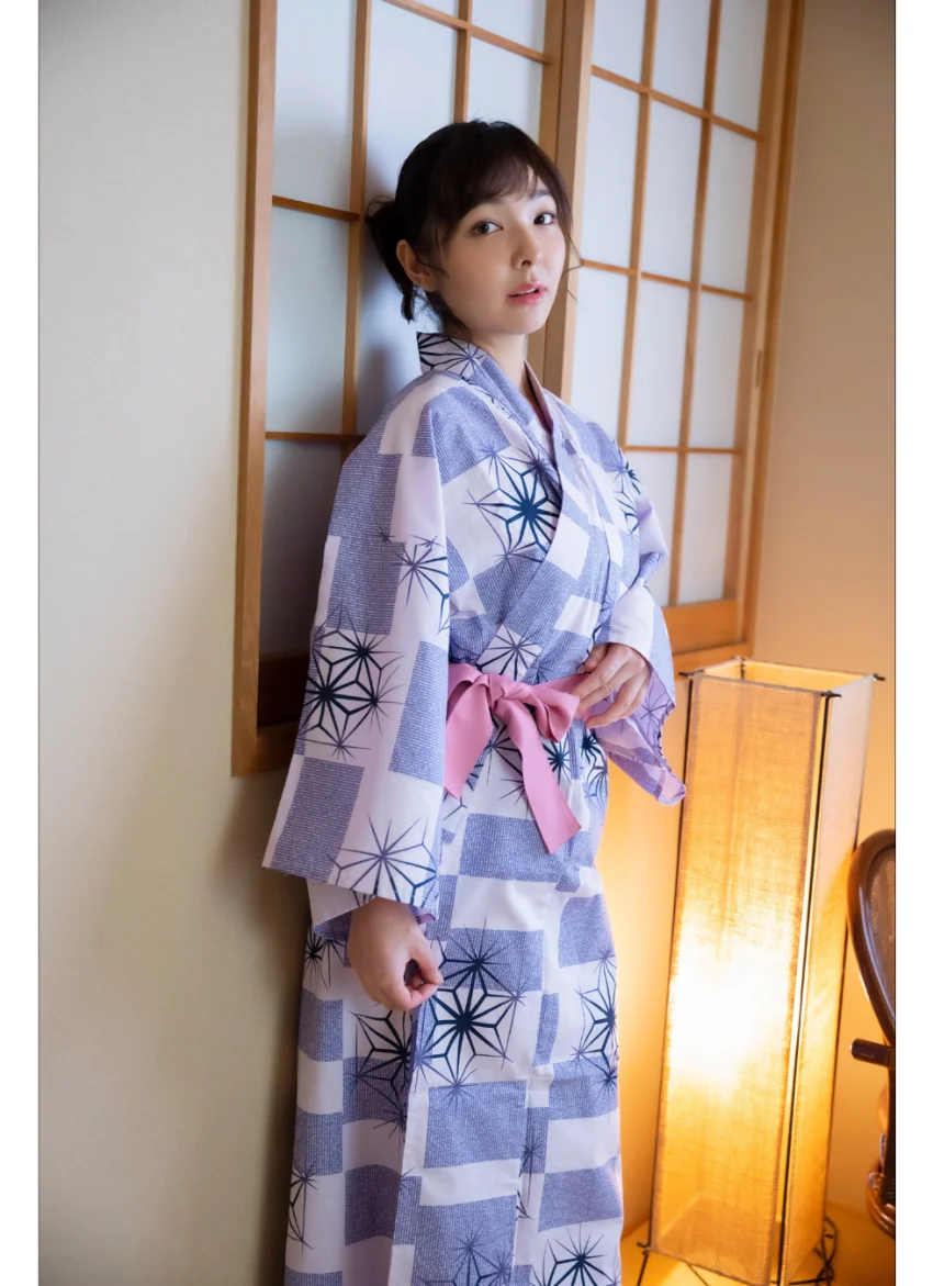 南里 温泉浴衣＆眼帯ビキニ グラビア学園 すぐ何でも信じちゃうような無垢な女の子のむっちりしたカラダ！ 試し読み 3