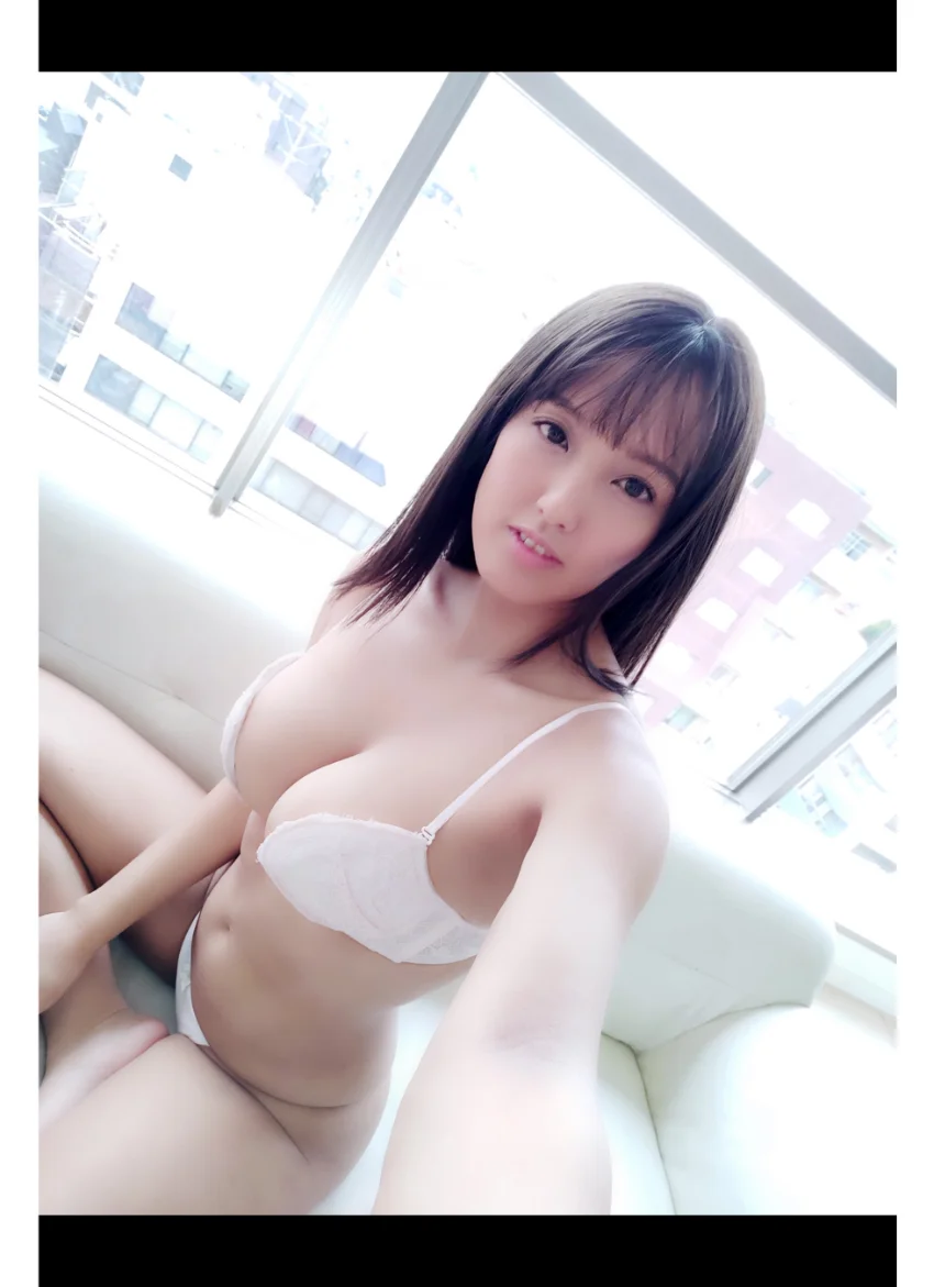 日里麻美 自撮り写真集 グラビア学園 【自撮り】35歳の可愛らしいHカップ爆乳に溺れたい！ 試し読み 6