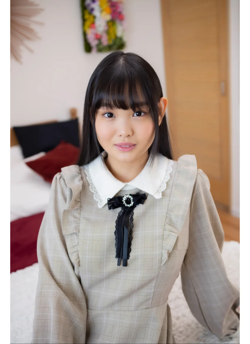 松本ひかる ひかるちゃんコンプリート！！ グラビア学園 写真集3冊＋αの超お買い得版！！グラドル1年生は超恥ずかしがり屋さんのGカップ！！ 試し読み 14