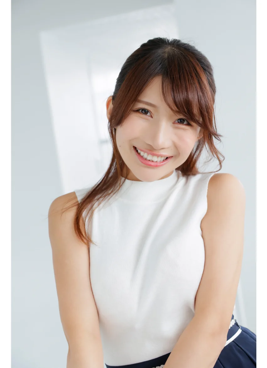 琴井ありさ 女子アナ風ニット＋パンスト グラビア学園 抱きたいグラドルNo.1のお姉さんが特別に見せてくれるって！？ 試し読み 6