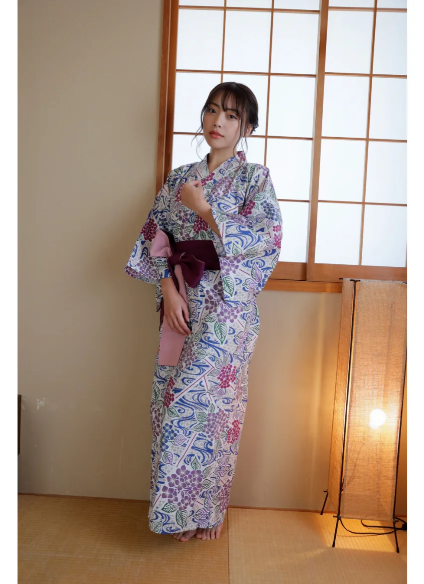 石川あんな 競泳水着と温泉浴衣 グラビア学園 色っぽい美人さん！でらいい女が帰って来たぜ！！ 試し読み 3