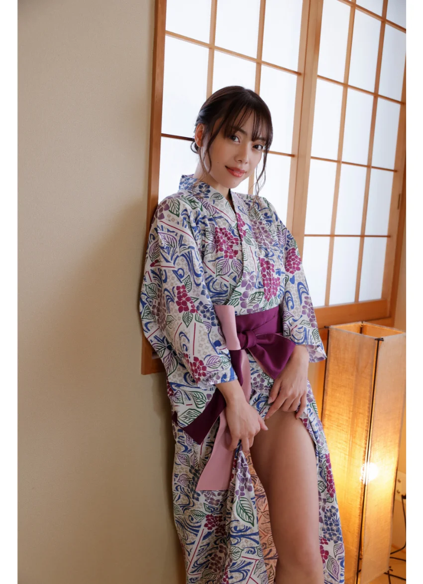 石川あんな 競泳水着と温泉浴衣 グラビア学園 色っぽい美人さん！でらいい女が帰って来たぜ！！ 試し読み 5