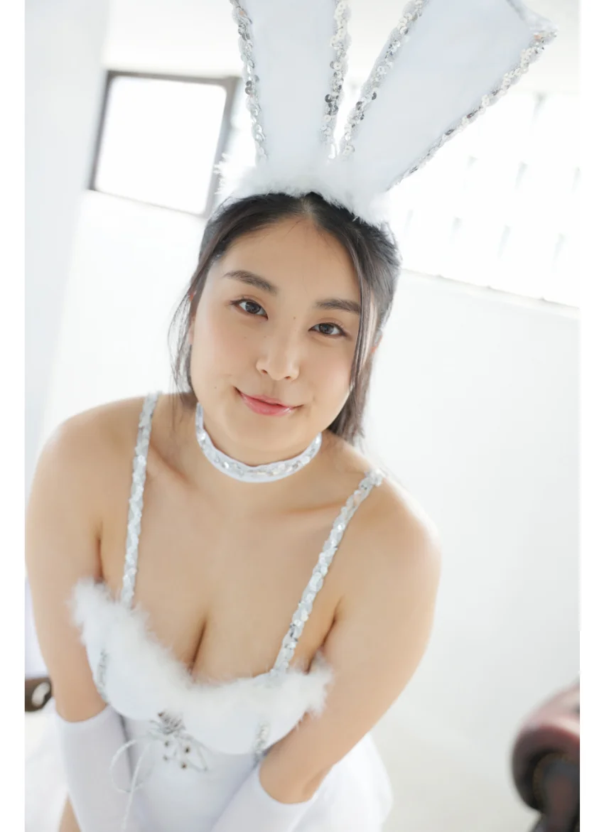 トロたん 純白バニーガール グラビア学園 いい人です！柔らかHカップはフワフワもちもち！！ 試し読み 8