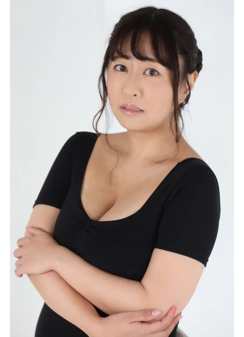 水樹たま 競泳水着＆レオタード グラビア学園 超強爆乳＆轟絶巨尻を体感せよ！ 試し読み 8