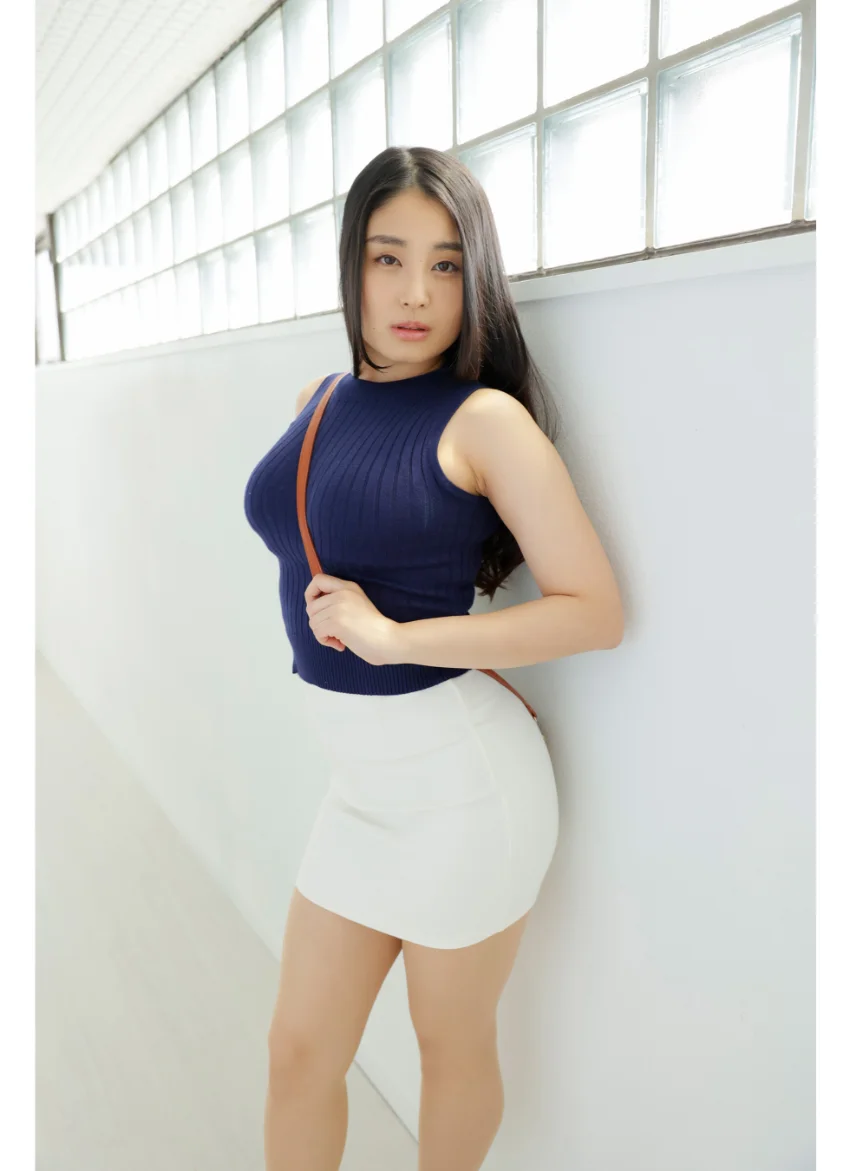 トロたん トロたんコンプリート！！2 グラビア学園 写真集3冊＋αの超お買い得版！！ いい人です！柔らかHカップはフワフワもちもち！！ 試し読み 6