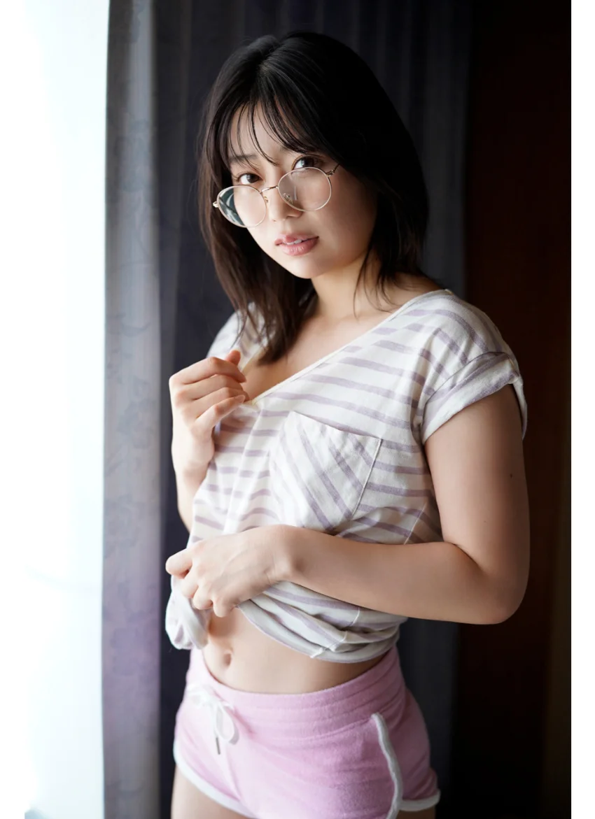 凛咲子 NEXT推しガール！1 ヤンマガデジタル写真集 試し読み 2