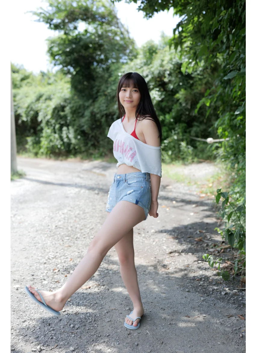 黒嵜菜々子「日本一バズってるBIKINI」vol.2 完全版 FRIDAYデジタル写真集 試し読み 2