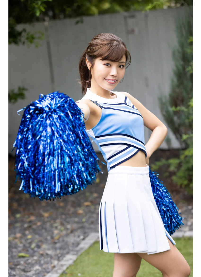 夏川いづみが水着でチアリーディング ヤンマガデジタル写真集 試し読み 3