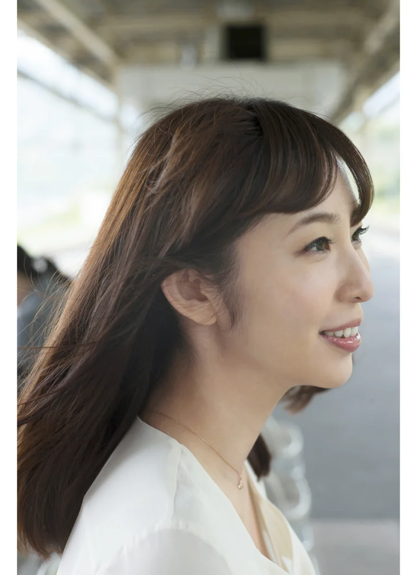塩地美澄「日本一SEXYな美女アナと温泉旅」 週刊現代デジタル写真集 試し読み 4