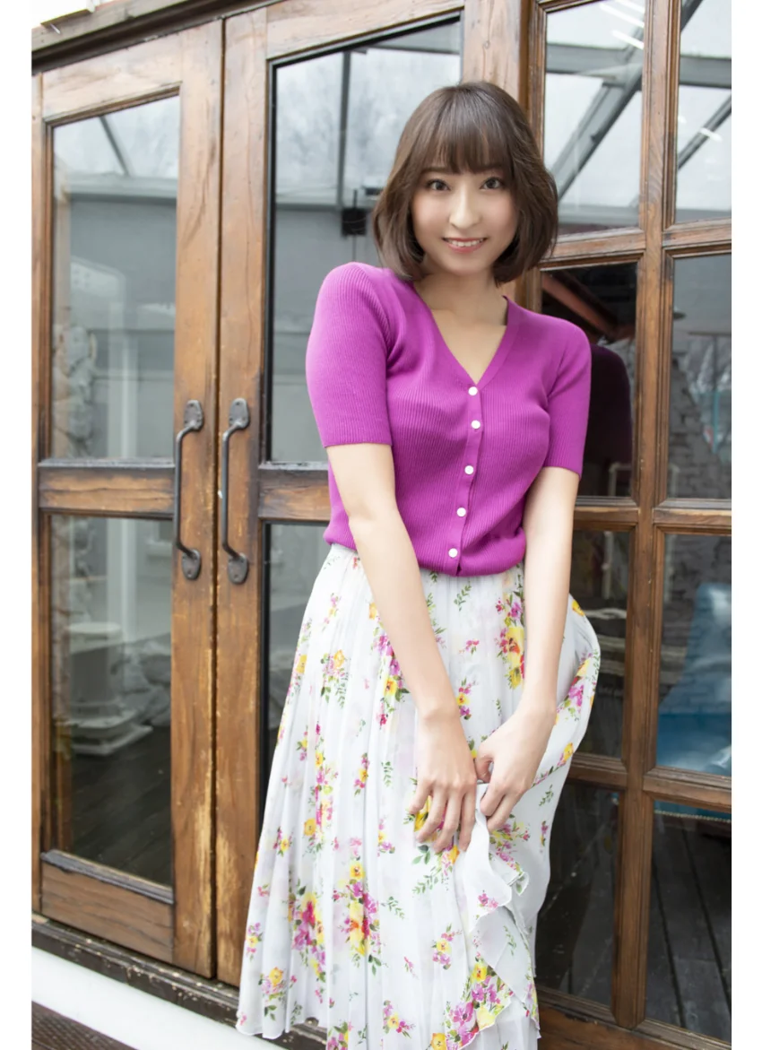 緒方咲「股下85センチの誘惑」 週刊現代デジタル写真集 試し読み 2