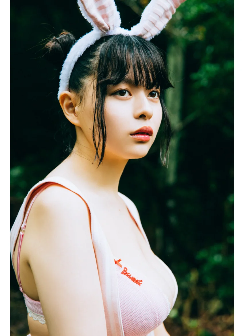 あにお天湯「Crimson Girl」 ミスiDデジタル写真集 試し読み 5
