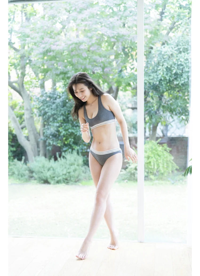 佐藤あいり「艶めく素肌 vol.1」FRIDAYデジタル写真集 試し読み 3