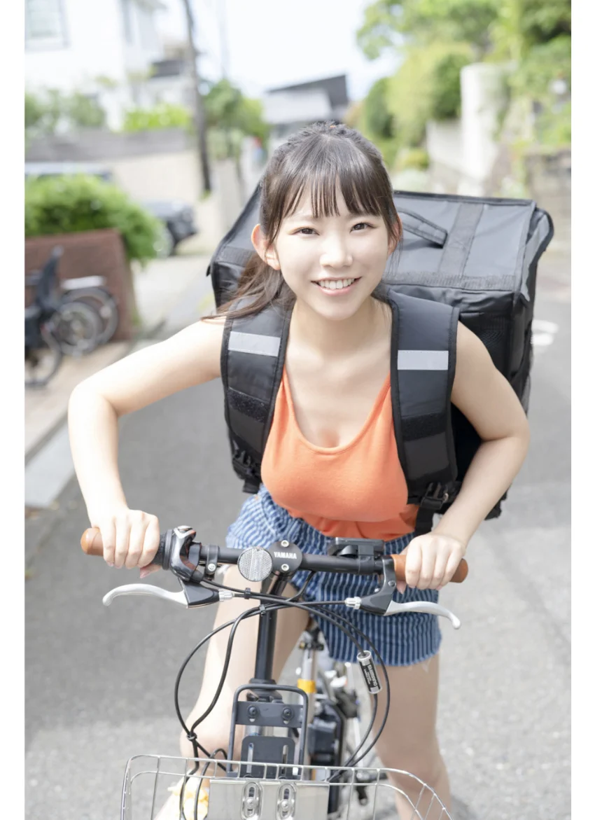 長澤茉里奈「まりちゅうイーツのお届けでーす！」FRIDAYデジタル写真集 試し読み 2