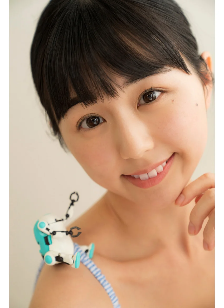 くりえみが水着でプラモ ヤンマガデジタル写真集 試し読み 2