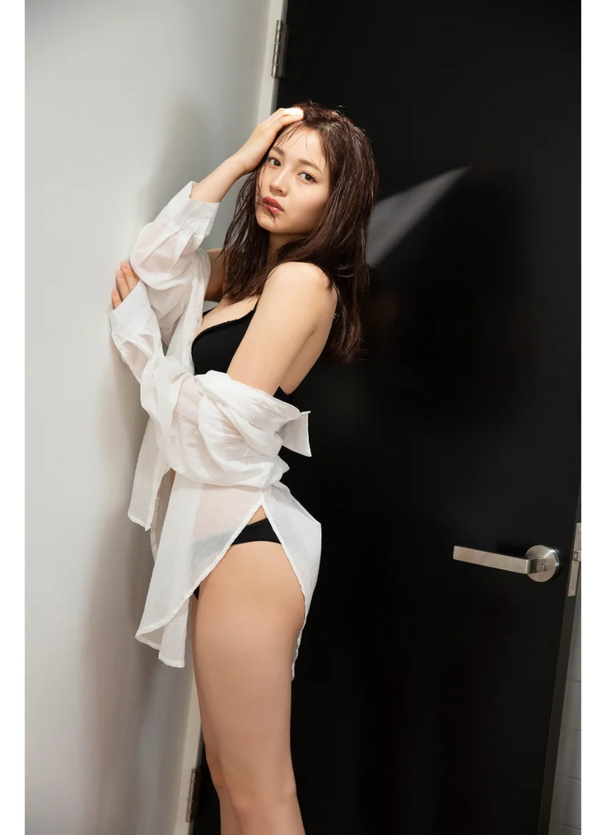 黒嵜菜々子 グラビアちゃんはバズりたい 4 ヤンマガデジタル写真集 試し読み 2