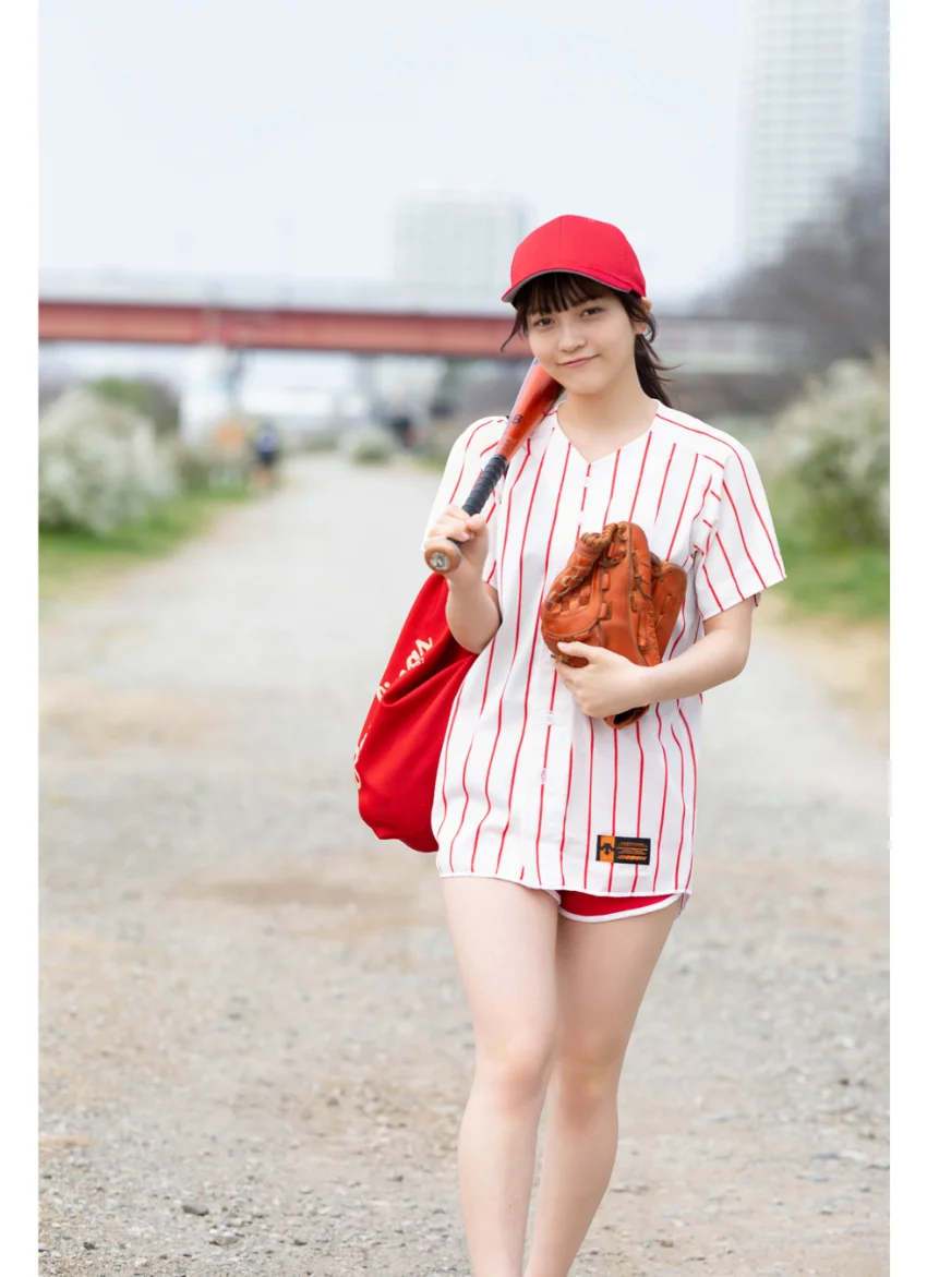 黒嵜菜々子 グラビアちゃんはバズりたい 2 ヤンマガデジタル写真集 試し読み 2
