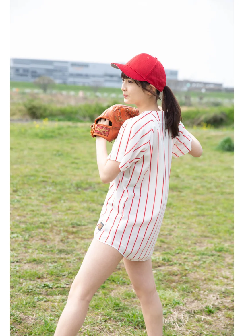 黒嵜菜々子 グラビアちゃんはバズりたい 2 ヤンマガデジタル写真集 試し読み 5