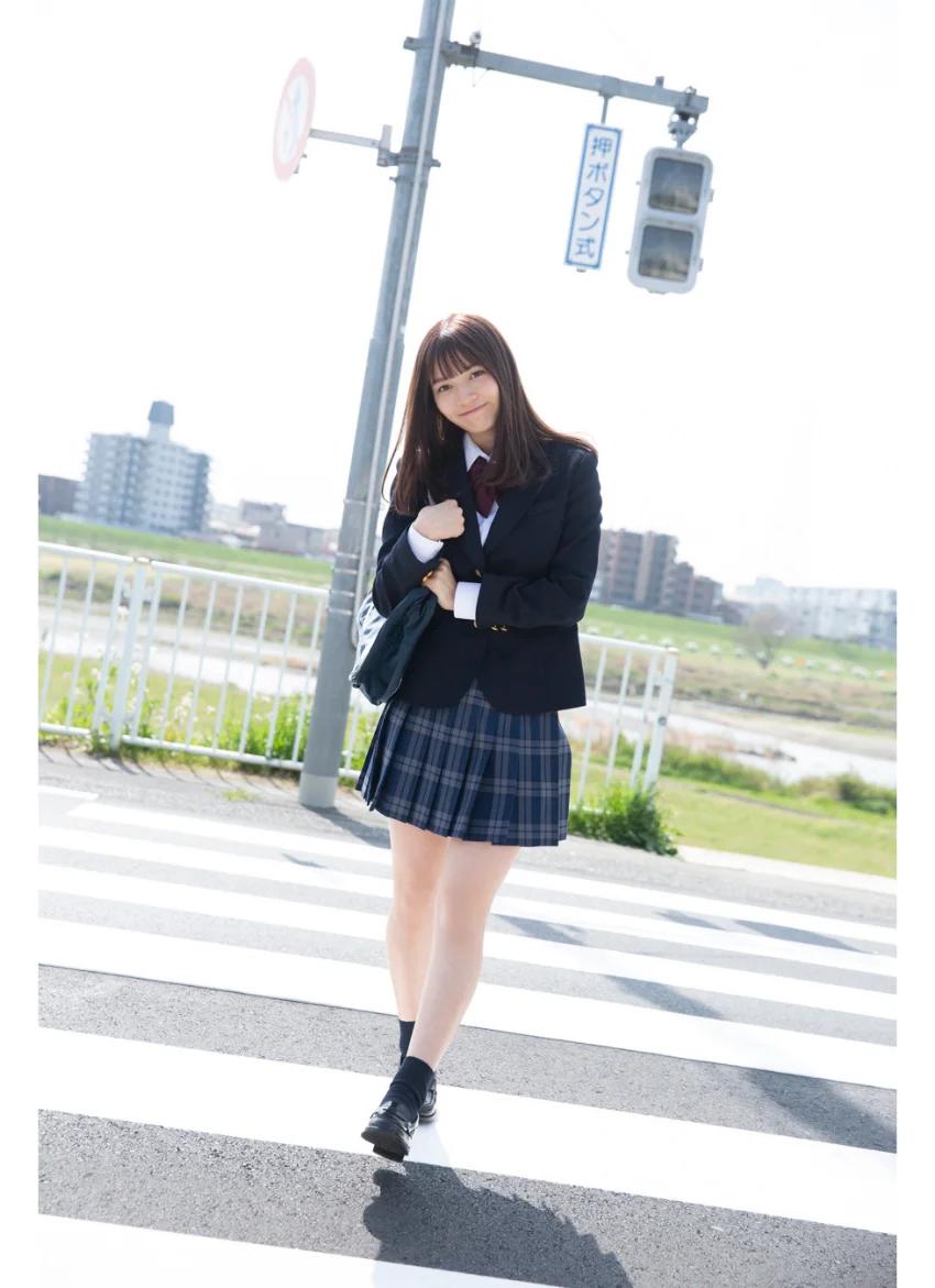 黒嵜菜々子 グラビアちゃんはバズりたい 1 ヤンマガデジタル写真集 試し読み 4