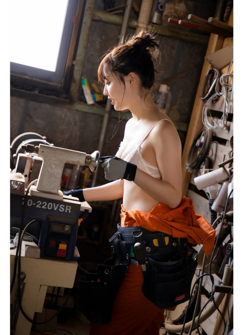 坂元誉梨が水着でリフォーム ヤンマガデジタル写真集 試し読み 3