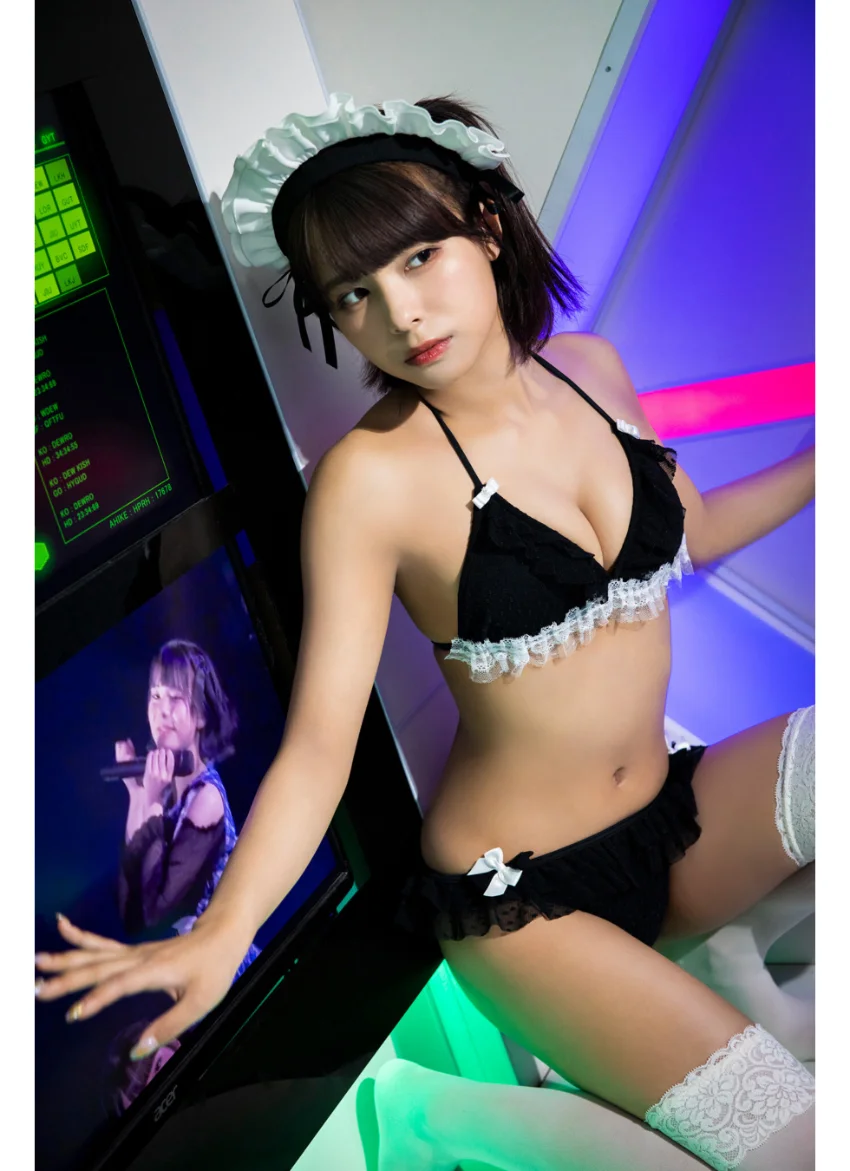 宮崎あみさが水着でダンス ヤンマガデジタル写真集 試し読み 5