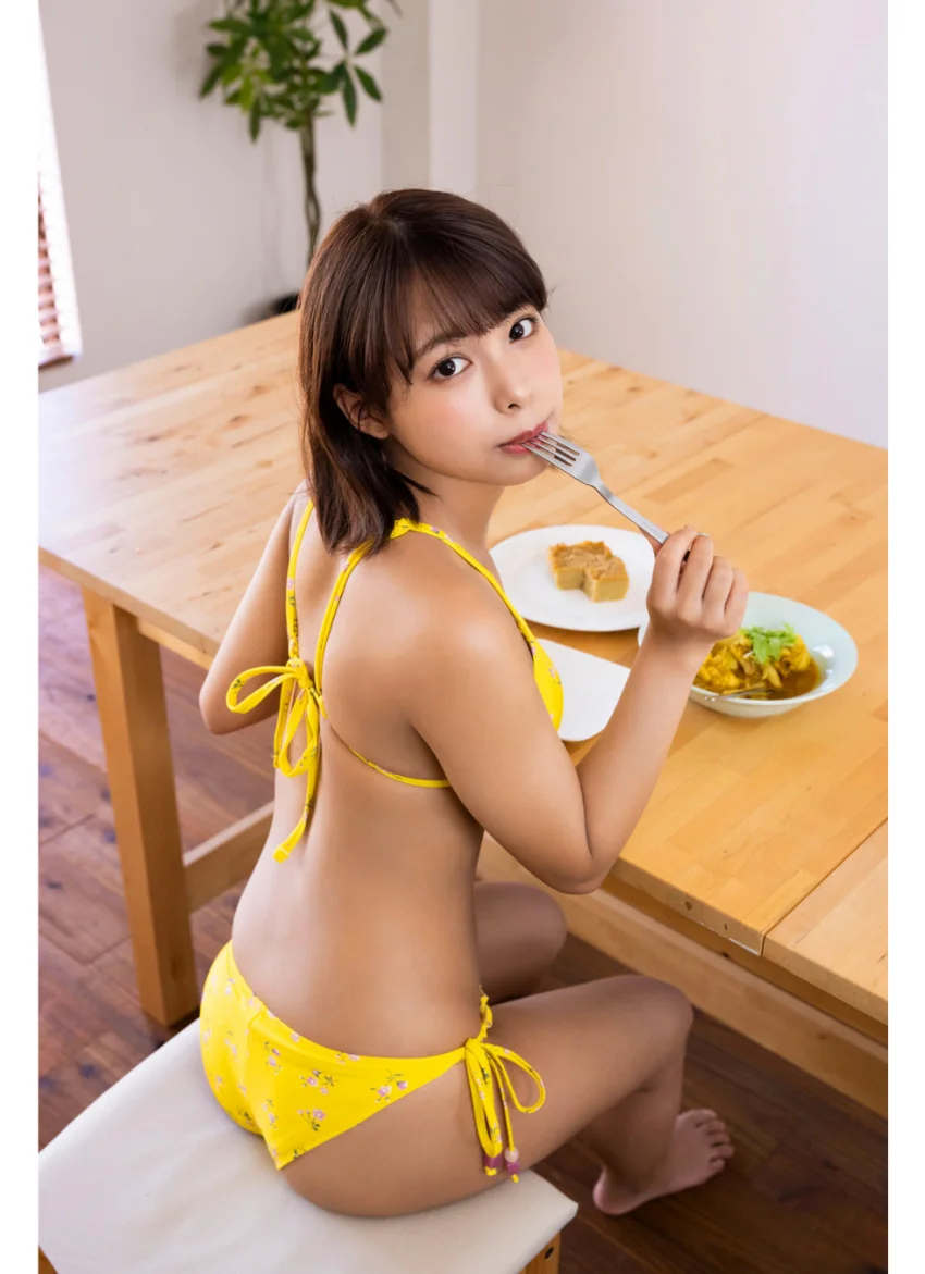 宮崎あみさが水着でミャンマー料理 ヤンマガデジタル写真集 試し読み 5