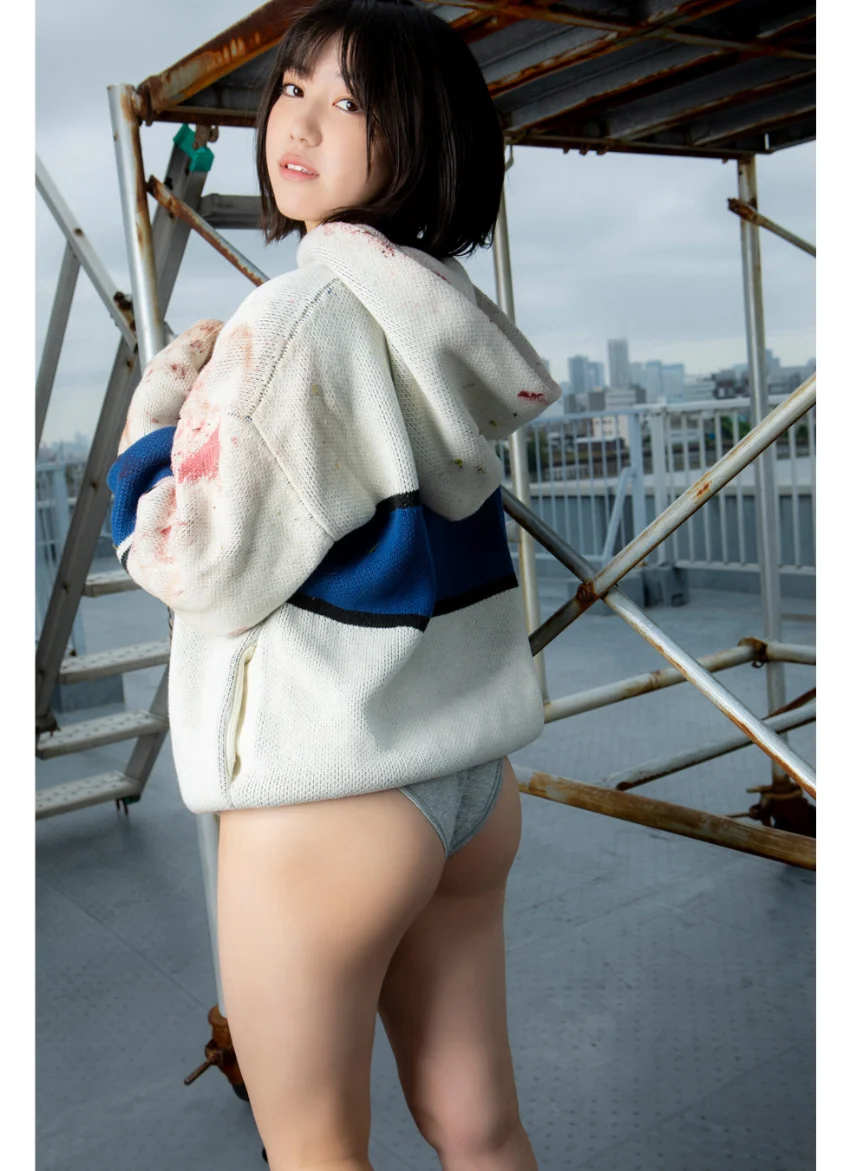 和泉芳怜 ミスマガ×『グリーンバレット』 ミスマガのアソビバ！ ヤンマガデジタル写真集 試し読み 5