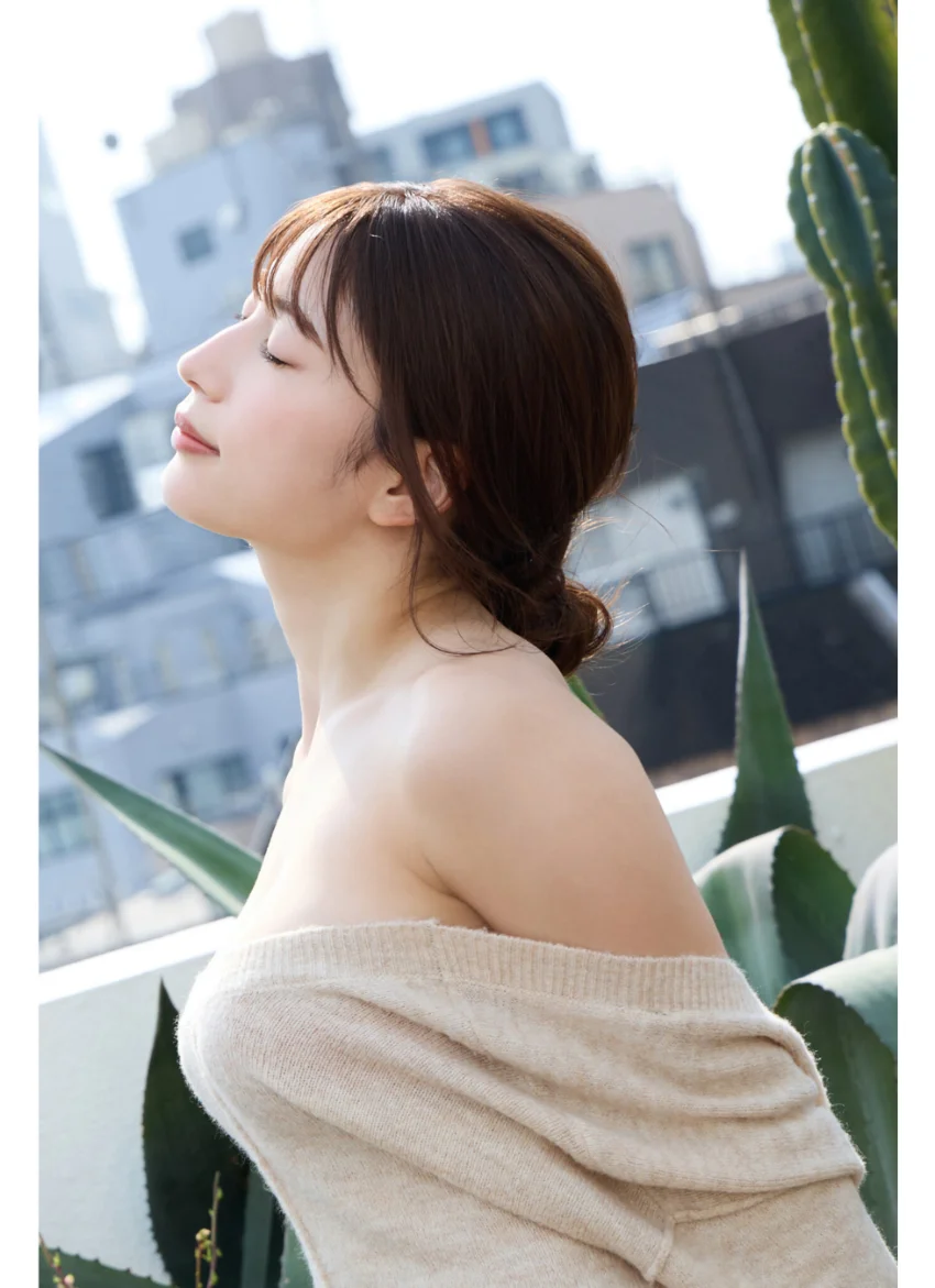 雪平莉左 キミにK.O. FRIDAYデジタル写真集 試し読み 4