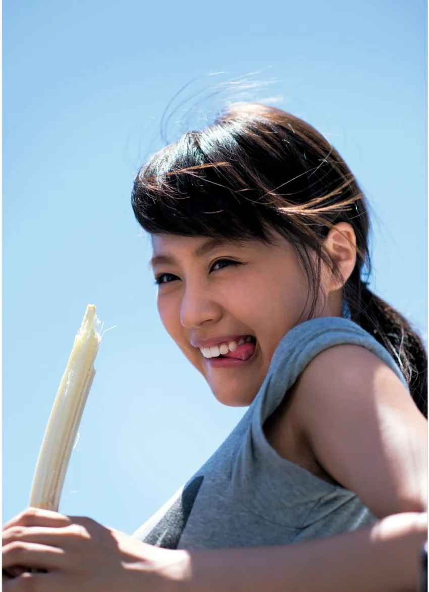 有村架純1st写真集 「深呼吸-Shin・Kokyu-」 試し読み 7