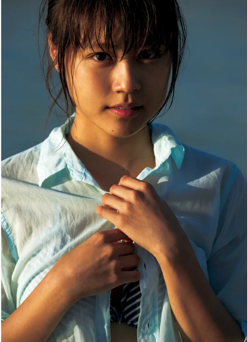 有村架純1st写真集 「深呼吸-Shin・Kokyu-」 試し読み 10